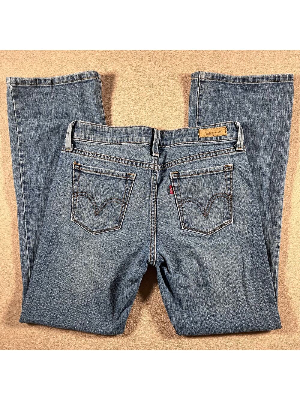 Vintage Y2K Women's Levi 545 Low Rise Bootcut Medium Wash Denim Jeans Size 4